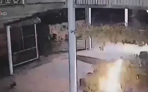 Bình Định: Bắt khẩn cấp 03 đối tượng ném "bom xăng" vào nhà dân