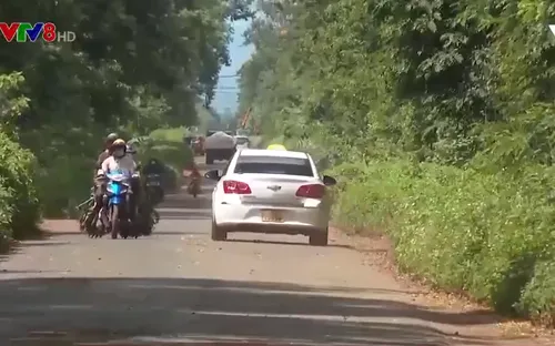 Phát huy vai trò thôn, buôn trong đảm bảo trật tự an toàn giao thông