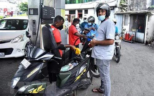 Sri Lanka tạm ngừng bán nhiên liệu trong 2 tuần tới