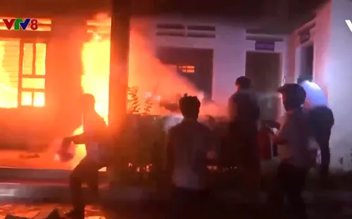 Cháy lớn tại trụ sở UBND xã vùng cao Quảng Nam