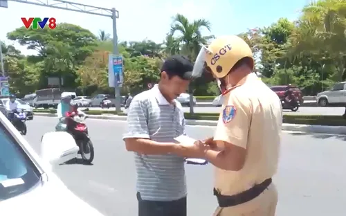 Chấn chỉnh giao thông phức tạp giờ cao điểm tại Đà Nẵng