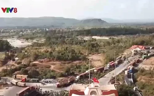 Nhộn nhịp tại các cửa khẩu quốc tế ở Quảng Trị