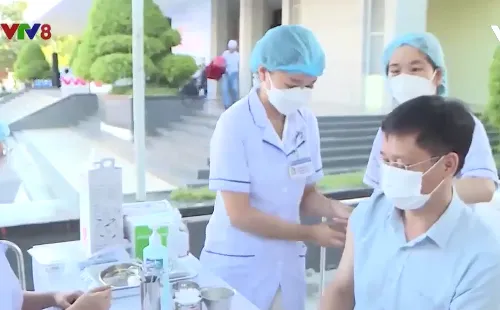 Huế phát động "Chiến dịch tiêm vaccine ngừa COVID-19"
