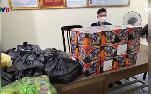 Nghệ An: Bắt đối tượng vận chuyển pháo nổ