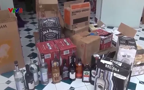 Khánh Hòa: Thu giữ gần 1.000 chai rượu ngoại nhập lậu