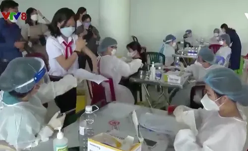 Y bác sĩ bỏ việc vì áp lực cao, lương thấp