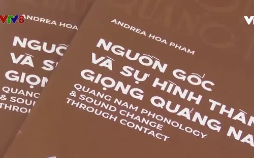 Ra măt cuốn sách " Nguồn gốc và sự hình thành giọng Quảng Nam"