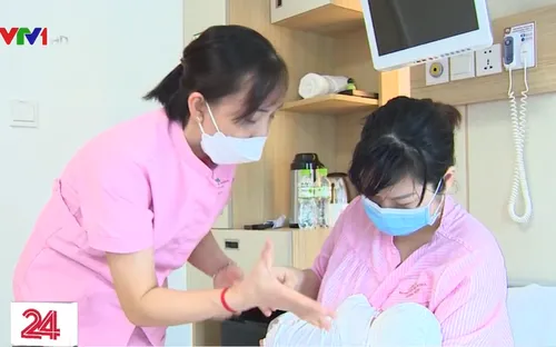 Sữa mẹ - "liều vaccine" tự nhiên tăng đề kháng cho trẻ khi dịch chồng dịch