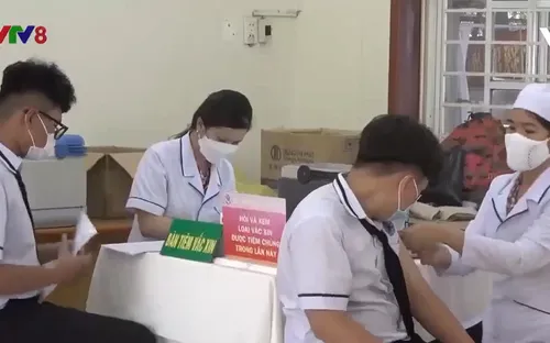 Phú Yên: Đẩy mạnh công tác tiêm vắc xin COVID-19 mũi nhắc lại