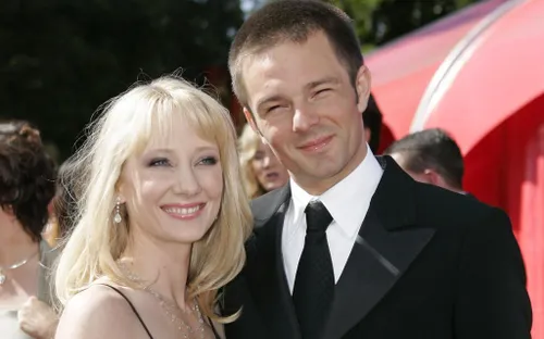 Chồng cũ của diễn viên quá cố Anne Heche: "Cô ấy không còn đau đớn nữa"