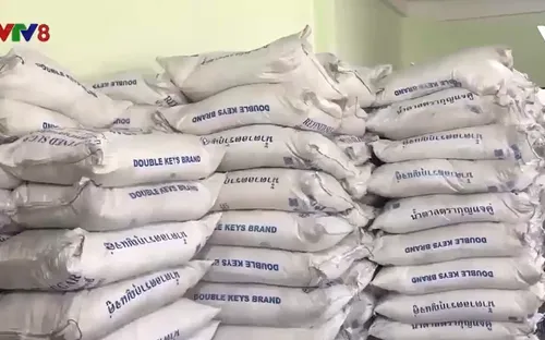 Phú Yên: Tạm giữ 34 tấn đường nhập lậu