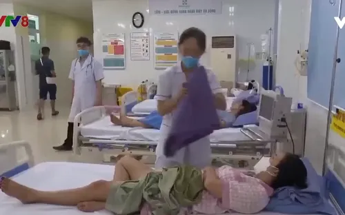 Đoàn khách du lịch bị ngộ độc thực phẩm ở Đà Nẵng