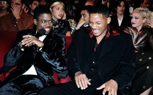 "Thế giới nên ngừng bàn tán về cái tát của Will Smith tại Oscar"