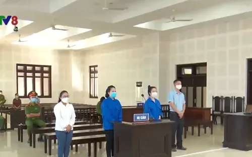 Xét xử nhóm người tổ chức cho người khác nhập cảnh trái phép