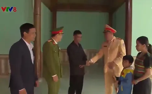 Mang niềm vui đến người dân vùng biên giới