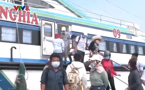 Đảm bảo phương án đưa người dân Lý Sơn về quê đón Tết