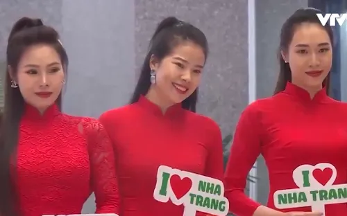 Những vị khách du lịch Trung Quốc đầu tiên đến Nha Trang - Khánh Hòa