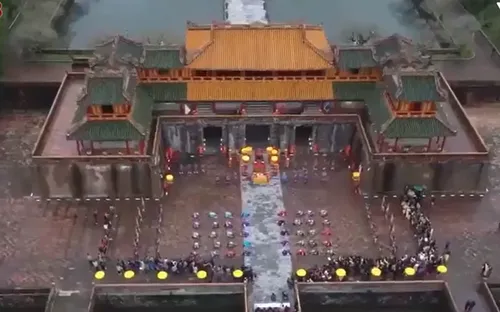 Huế - Thành phố festival