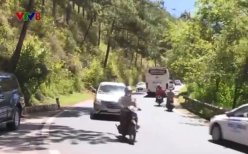 Phân luồng giao thông trước khi đóng đèo Prenn - Đà Lạt