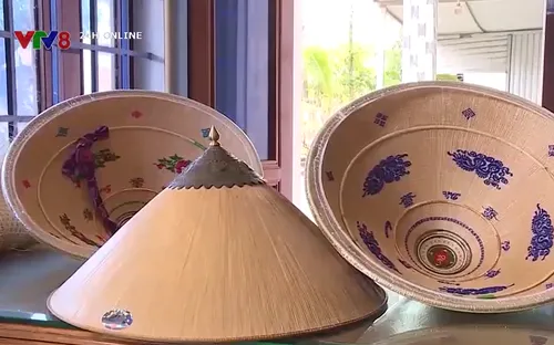 Độc đáo làng nghề nón ngựa Phú Gia