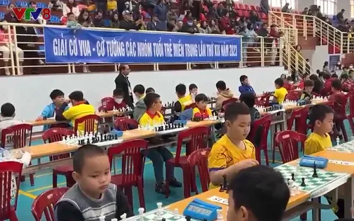 Khai mạc giải cờ vua, cờ tướng các nhóm tuổi miền Trung