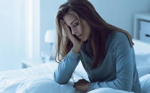 Ngủ không đều tiềm ẩn nguy cơ gây hại cho tim mạch