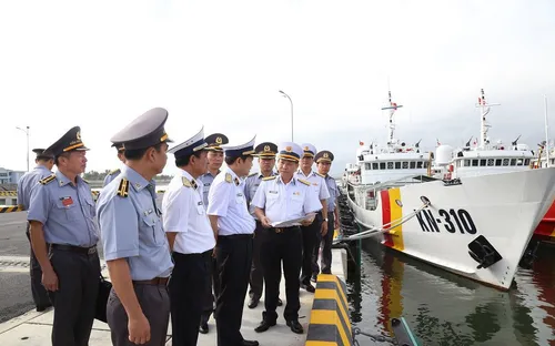 Quân chủng Hải quân thăm, làm việc với Chi đội Kiểm ngư số 3