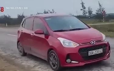 Đường nghìn tỉ vừa bàn giao đã hư hỏng