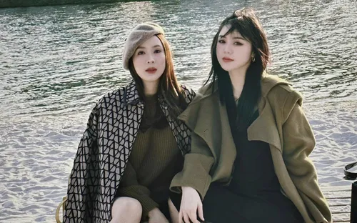 Hồng Diễm cực chất bên Quỳnh Kool