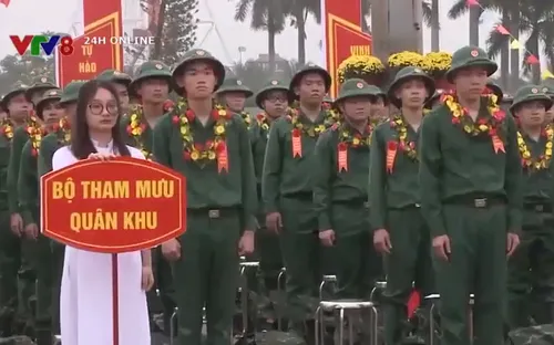 Các tỉnh thành miền Trung tổ chức lễ giao, nhận quân