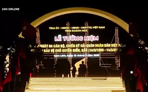 Tưởng niệm 64 chiến sĩ anh dũng hy sinh tại Gạc Ma