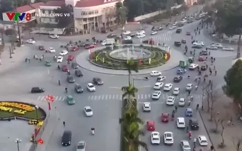 Nghệ An: Nỗ lực giảm ùn tắc giao thông giờ cao điểm