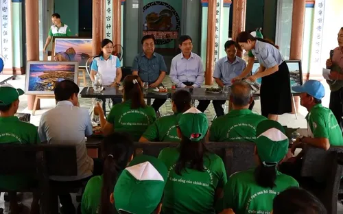 Bộ trưởng Bộ Nông nghiệp & Phát triển và Nông thôn  kiểm tra công tác chống khai thác IUU tại Phú Yên