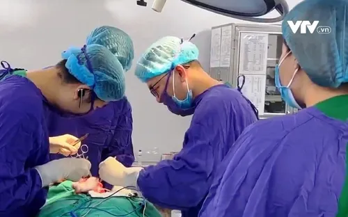 Bóc tách khối u thần kinh ở vị trí nguy hiểm