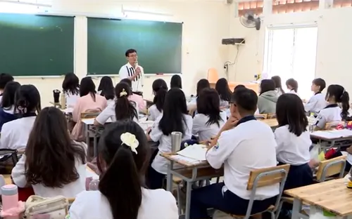 Ý kiến việc chấm điểm học sinh từ lượt like, share trên mạng xã hội