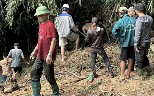 Tìm thấy thi thể nạn nhân bị nước lũ cuốn trôi tại Hà Tĩnh