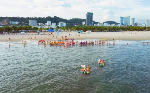 Khách du lịch trong nước tăng vượt giai đoạn trước dịch COVID-19