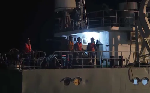 Lực lượng cứu hộ cứu nạn - Chỗ dựa cho ngư dân vươn khơi bám biển