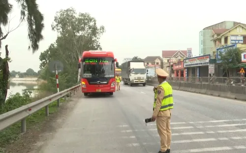 Nghệ An tăng cường đảm bảo ATGT cuối năm