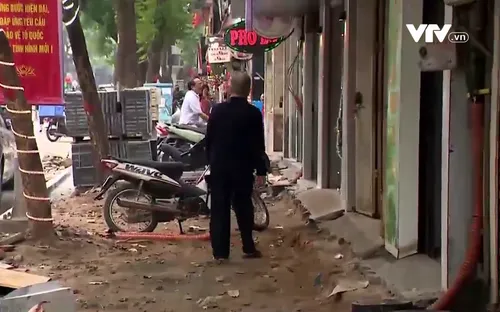 Khi không gian công cộng không còn là của chung