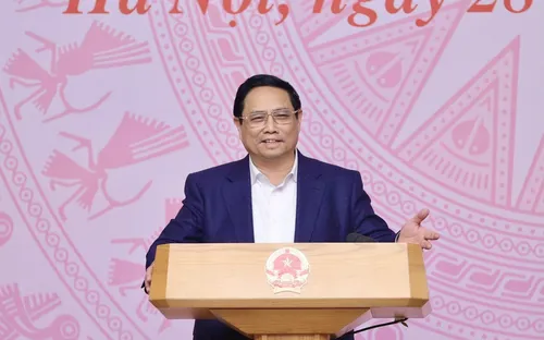 Thủ tướng Phạm Minh Chính: Xóa vùng lõm sóng di động và cung cấp cáp quang tới 100% thôn, bản trong năm 2024