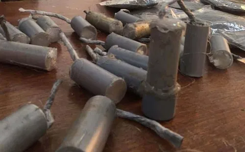 Bé trai 14 tuổi rước họa vì chế tạo pháo tại nhà