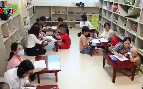 Lớp học đặc biệt dành cho bệnh nhi ung thư