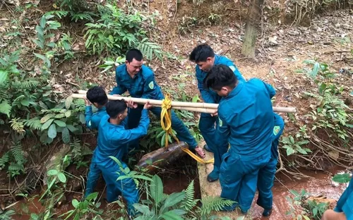 Xử lý kịp thời quả bom nặng 120kg trong vườn cao su ở Bình Phước