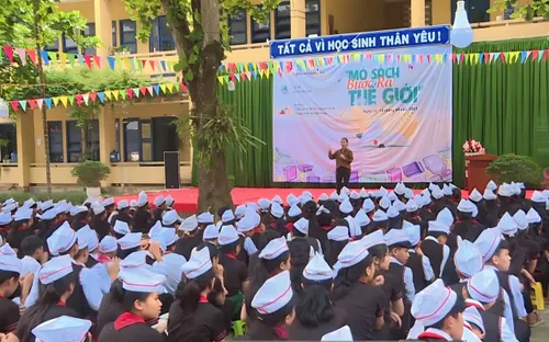 Lan tỏa văn hóa đọc sách với học sinh Quảng Ngãi