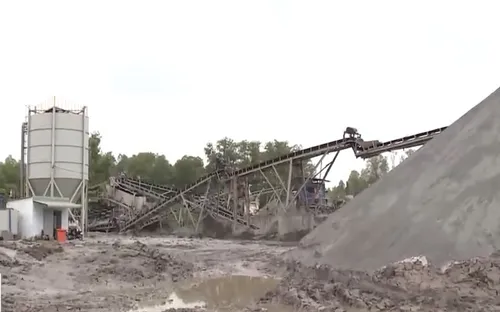 Đồng Nai: Bắt quả tang cơ sở xay rửa đá xả thải làm ô nhiễm nguồn nước