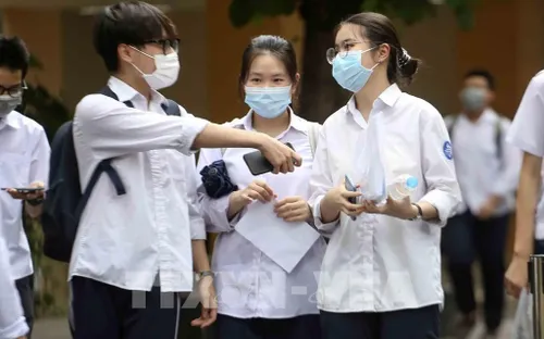 Tăng cường phòng chống dịch COVID-19 trong trường học