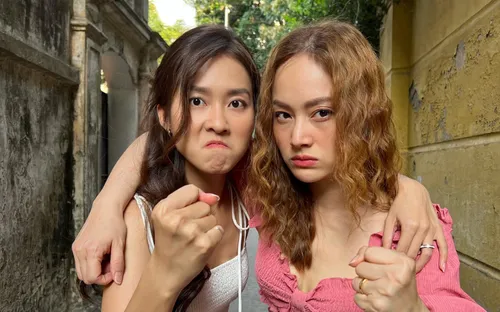 Hai chị em dâu Khả Ngân - Lan Phương được khen "hết nước chấm"