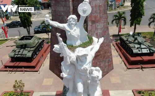 Vợ liệt sỹ xe tăng 377: Anh ra đi vì đất nước, máu thịt anh xin gửi lại non sông