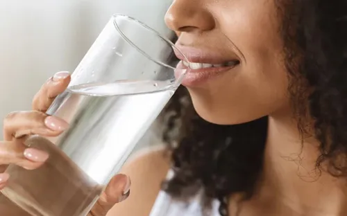 Làm thế nào để giảm hóa chất PFAS có trong nước uống của bạn?